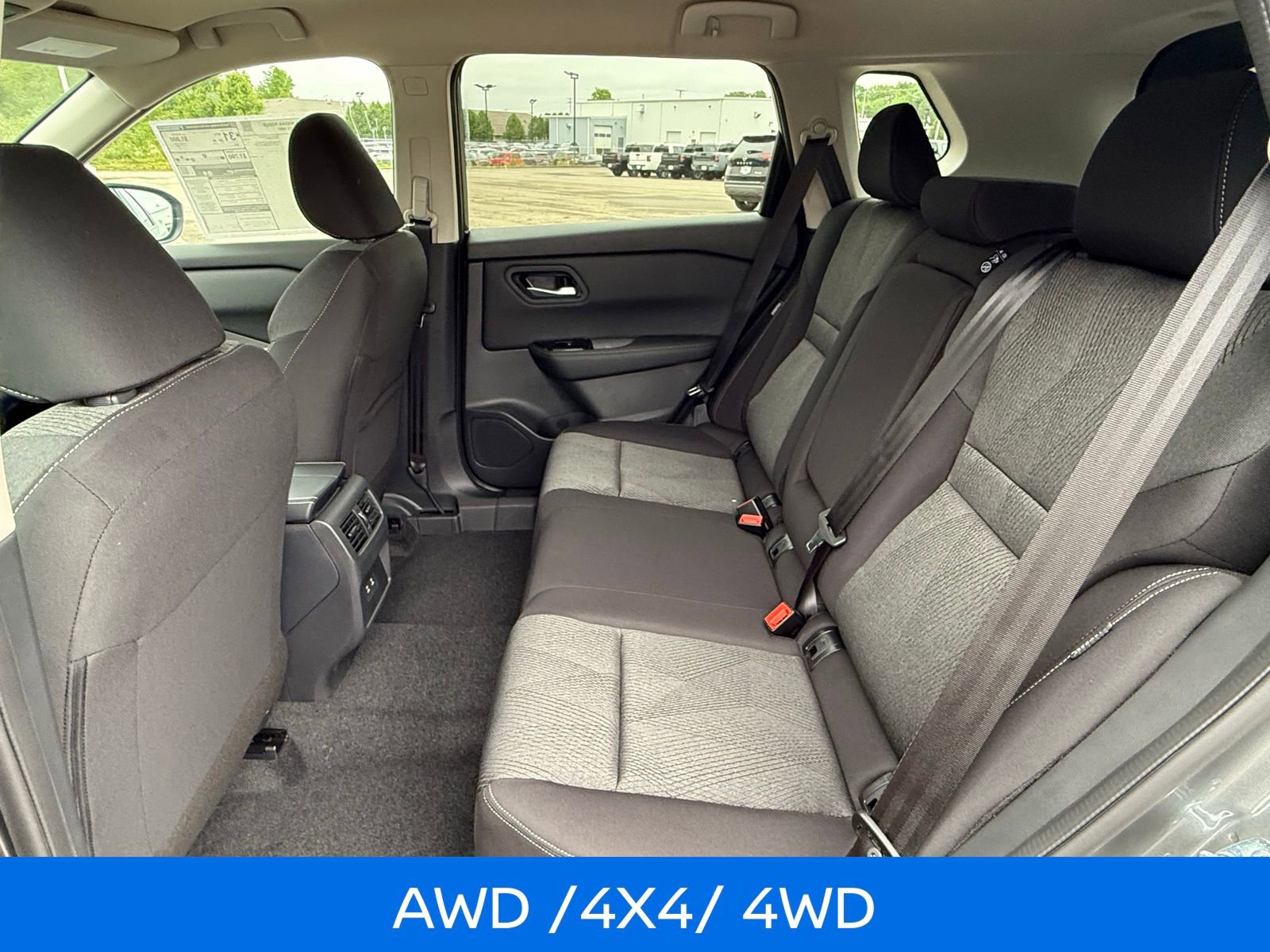 Certified 2026 Nissan Rogue SV AWD/4WD image 13