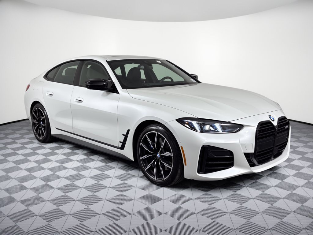 Used 2026 BMW M440i w/ Premium Package RWD image 7