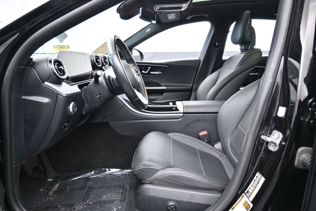Used 2025 Mercedes-Benz C 300 Sedan image 17