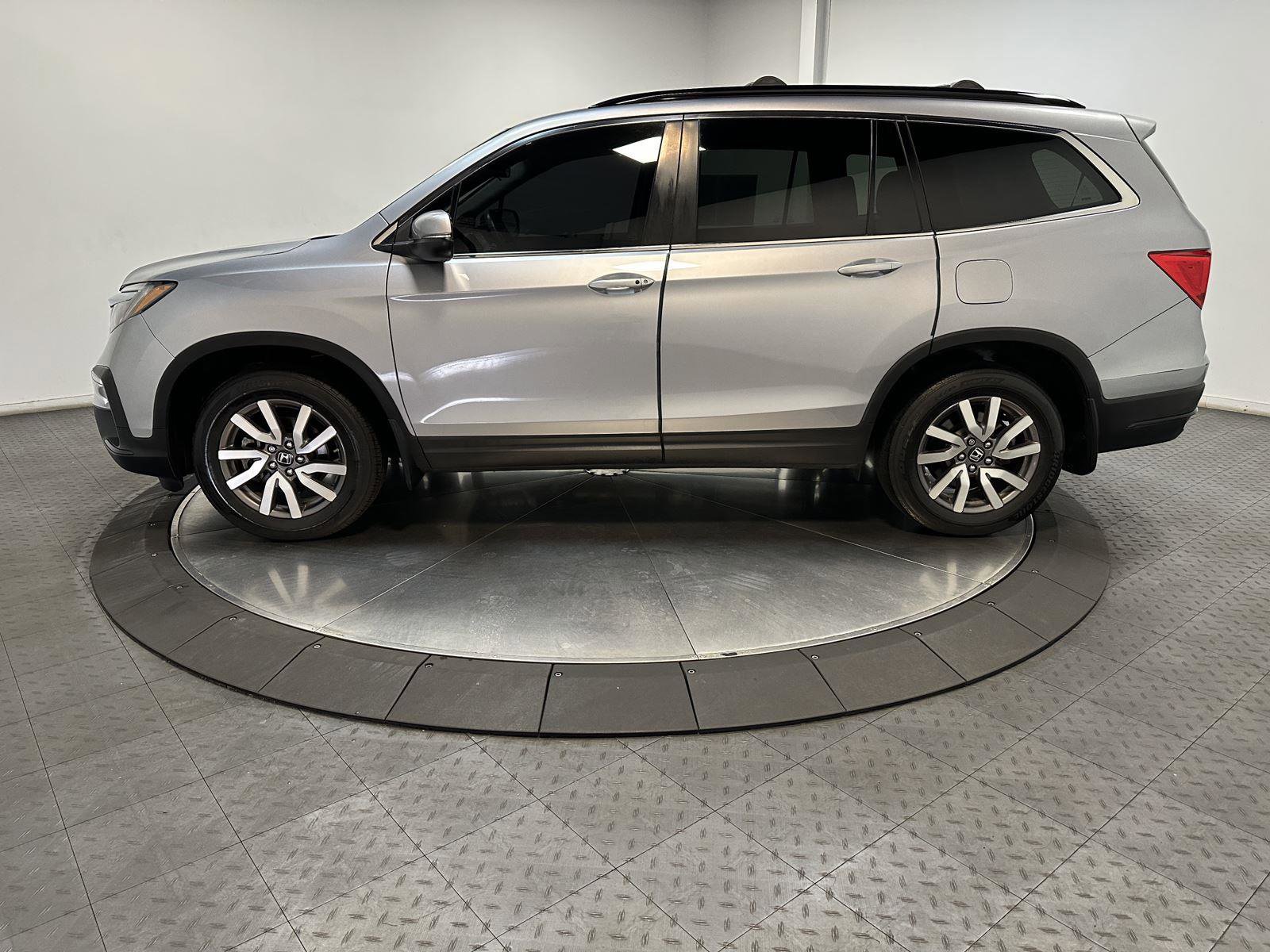 Used 2021 Honda Pilot EX image 8