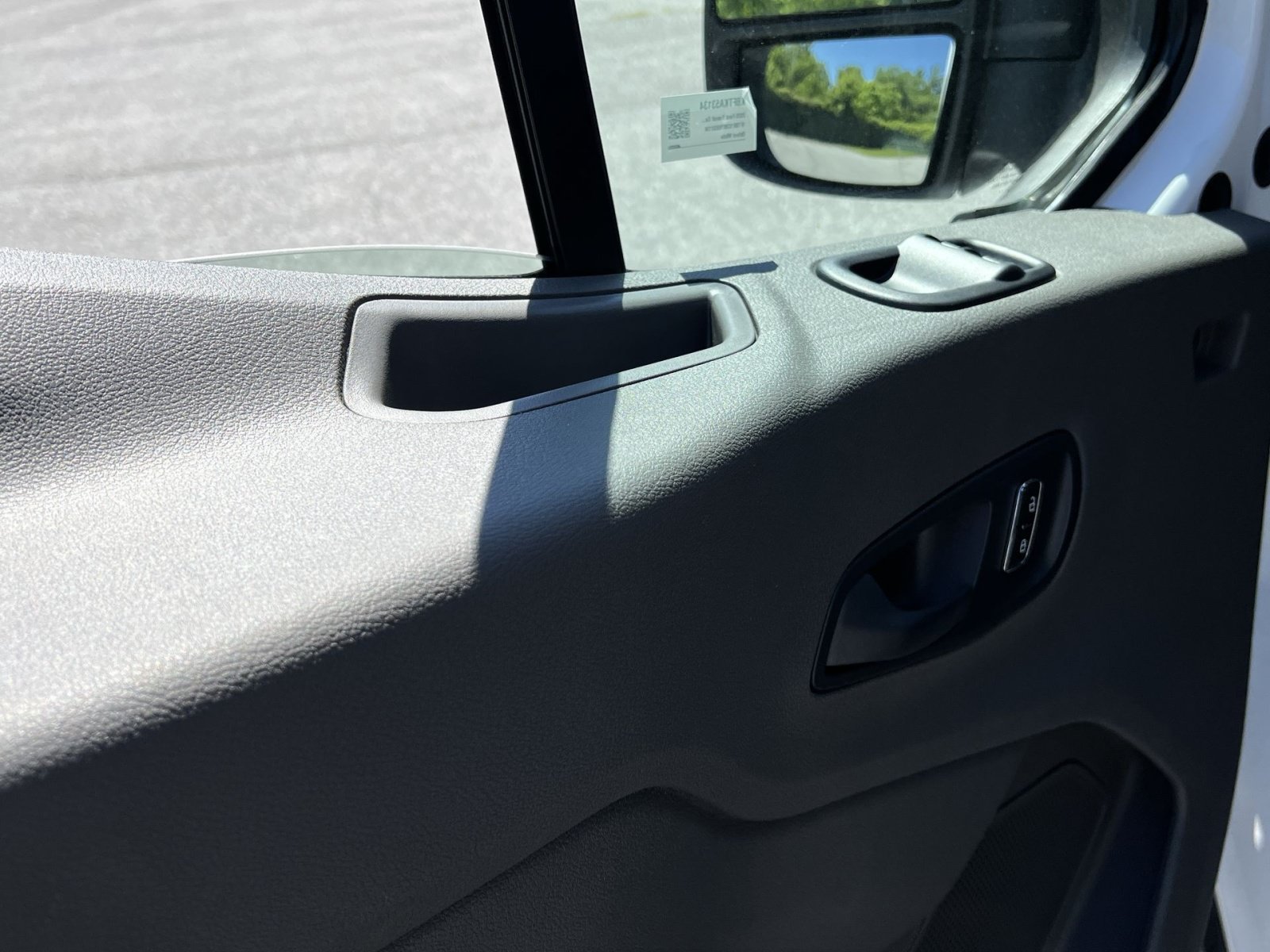 New 2026 Ford Transit 250 148 Medium Roof w/ Load Area Protection Package RWD image 14