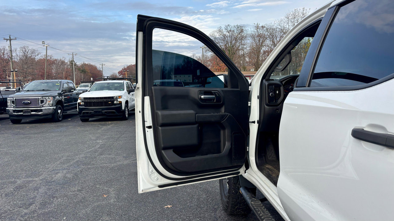 Used 2021 Chevrolet Silverado 1500 Custom w/ Safety Confidence Package image 14