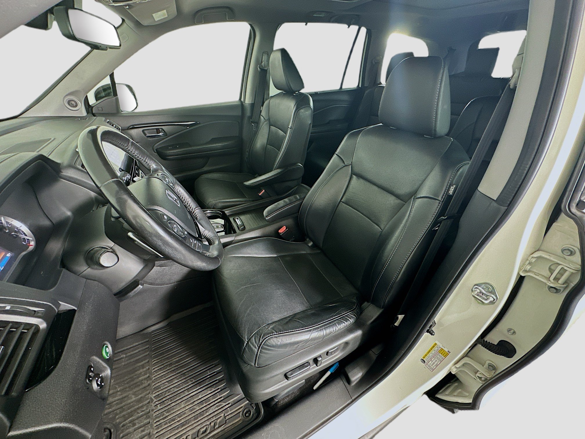 Used 2018 Honda Pilot Elite image 13