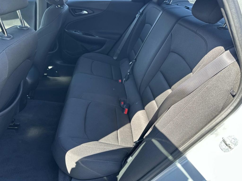 Used 2019 Chevrolet Malibu LS image 12