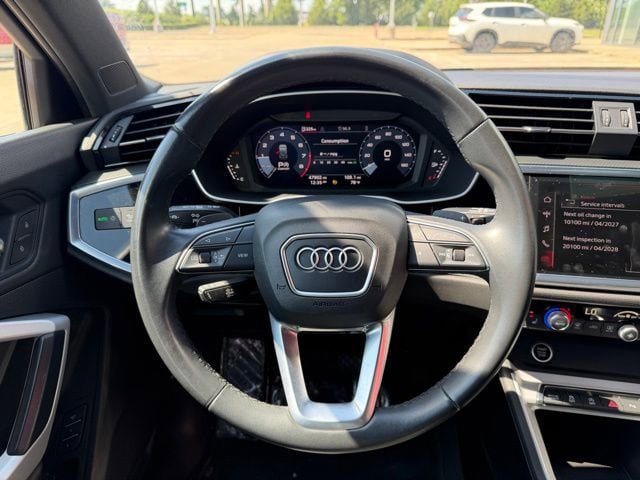 Used 2023 Audi Q3 2.0T Premium AWD/4WD image 17