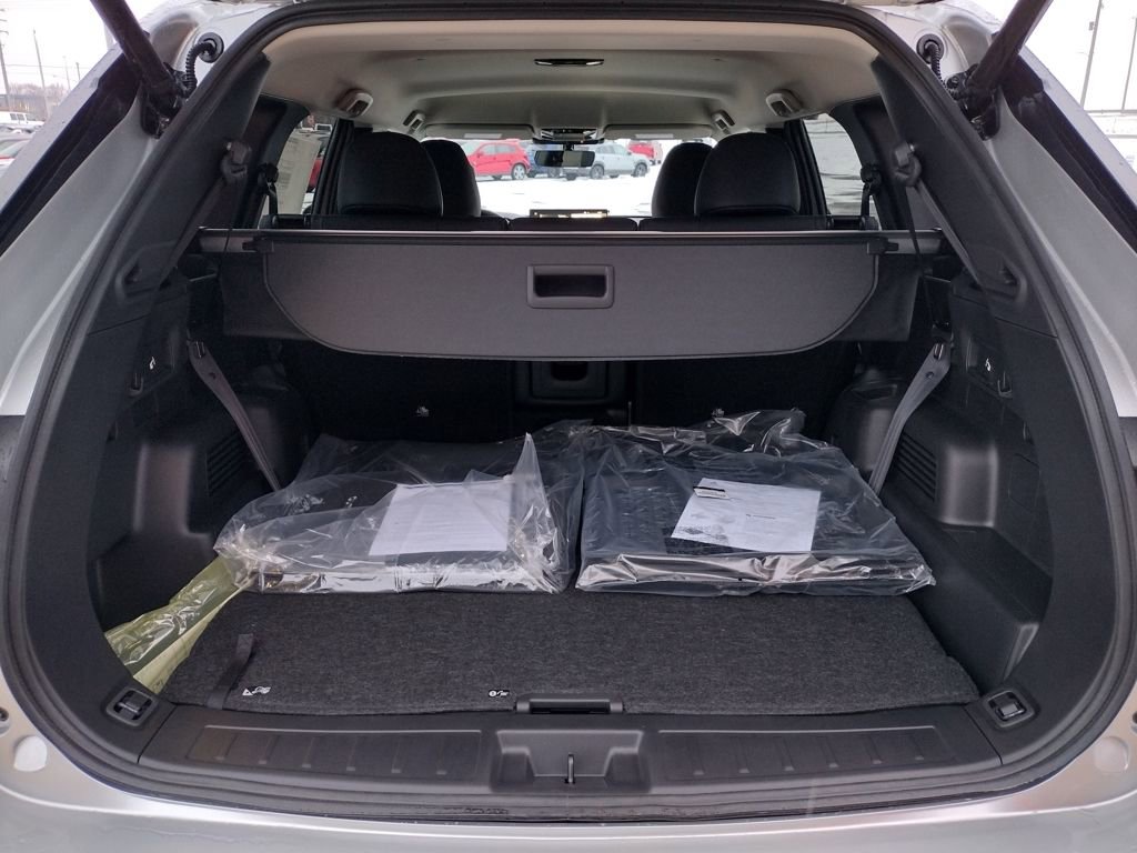 New 2026 Mitsubishi Outlander SE image 9