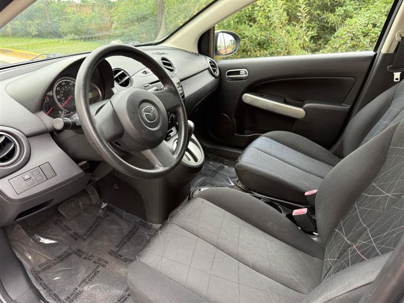 Used 2012 MAZDA MAZDA2 Sport FWD image 28