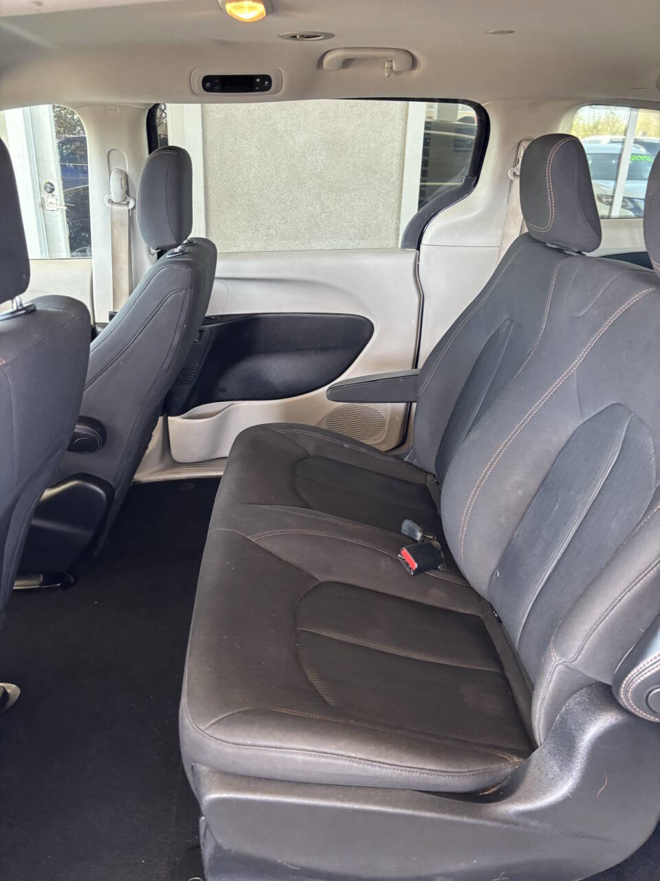 Used 2019 Chrysler Pacifica L image 17