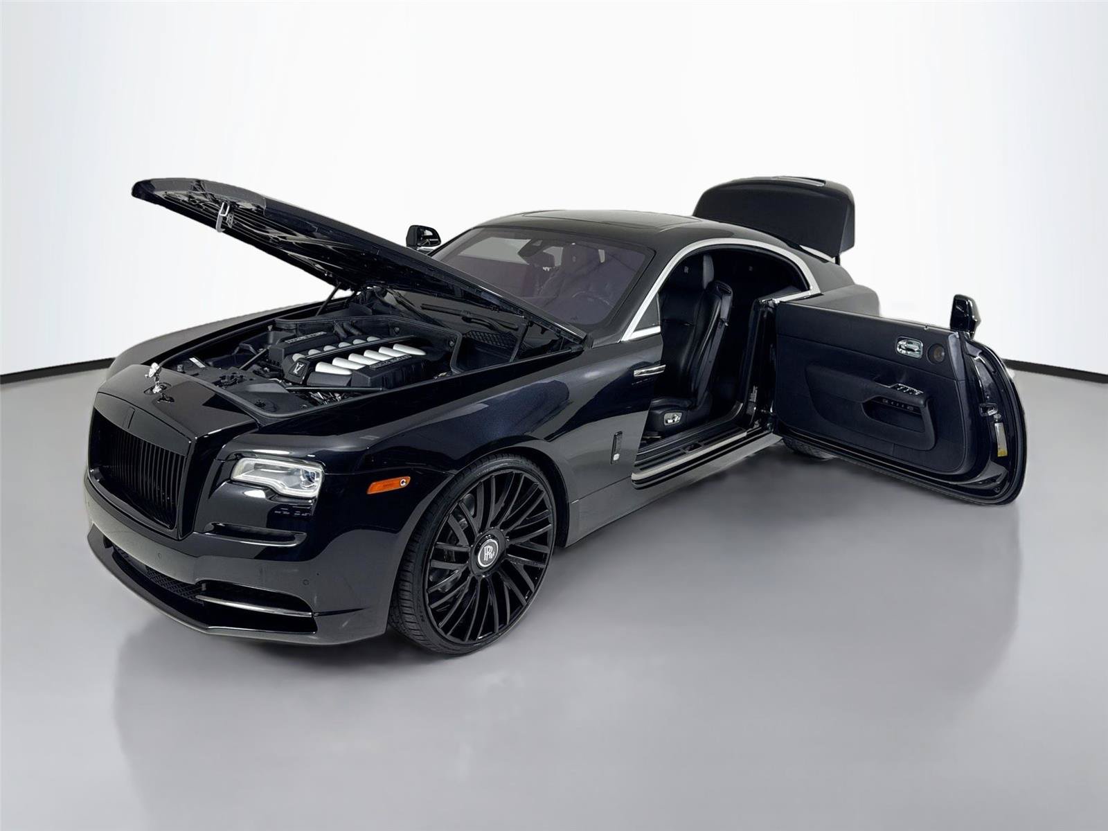 Used 2014 Rolls-Royce Wraith RWD image 38