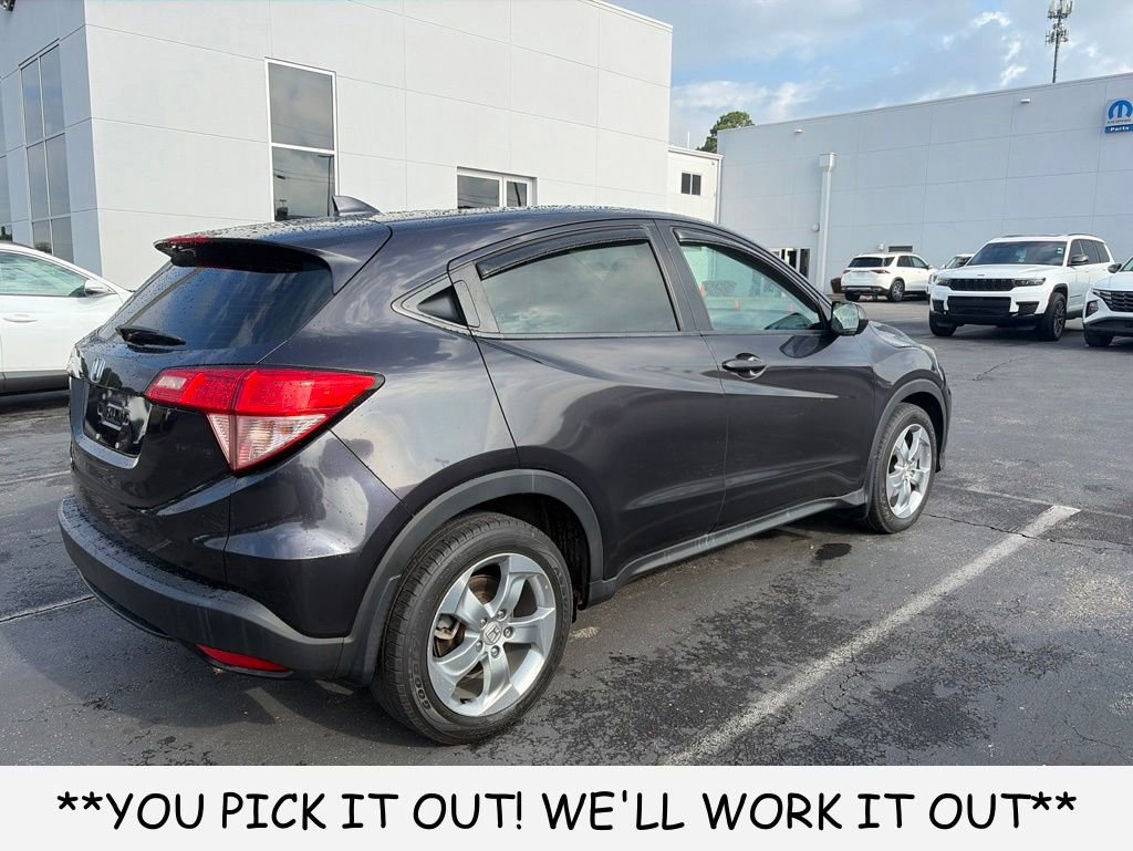Used 2018 Honda HR-V LX image 6