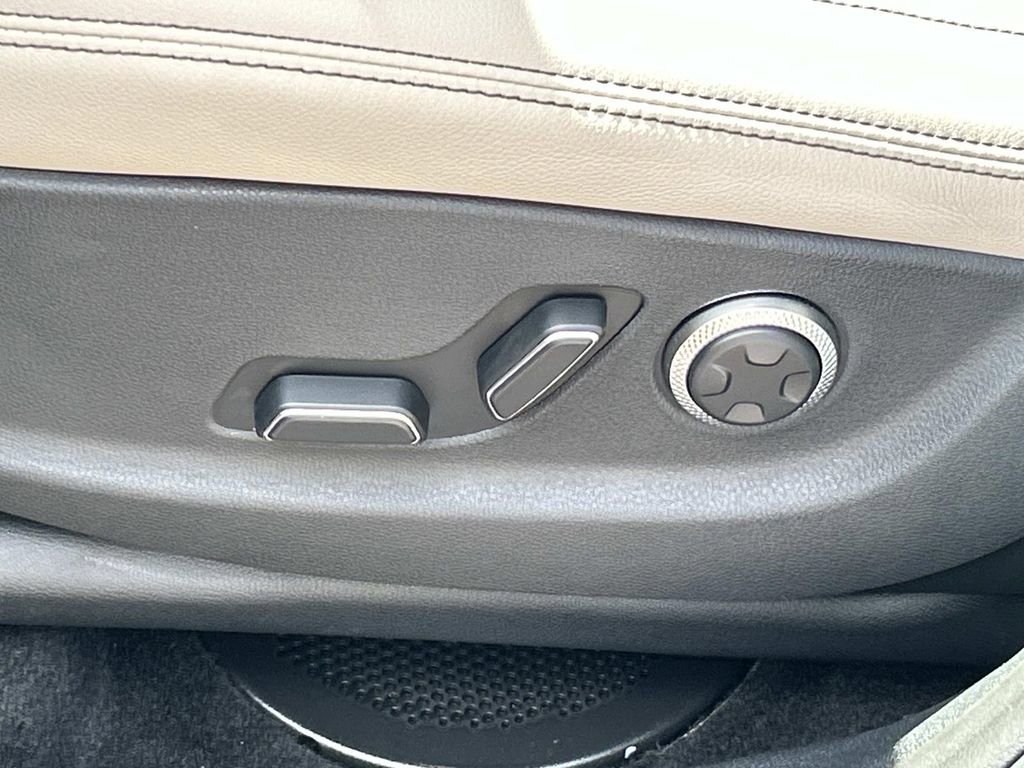 New 2026 Genesis GV70 2.5T image 16