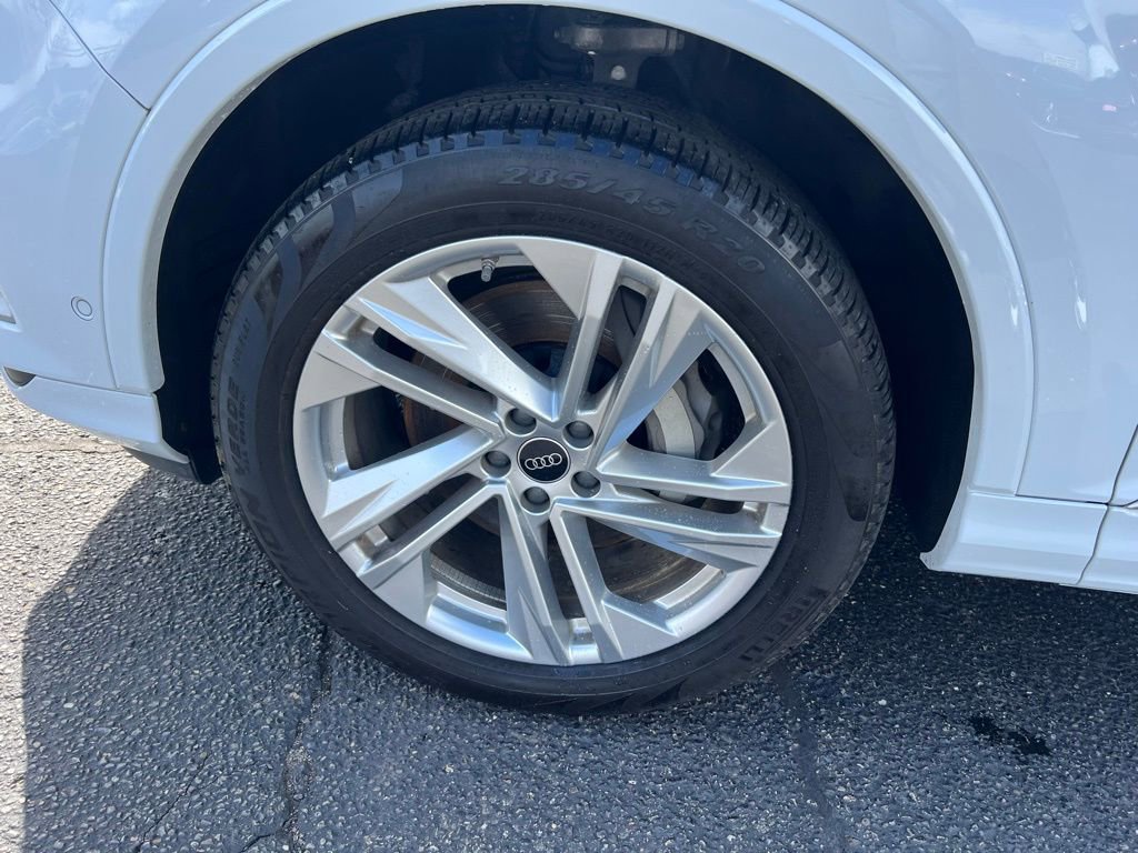 Used 2023 Audi Q7 3.0T Premium image 36