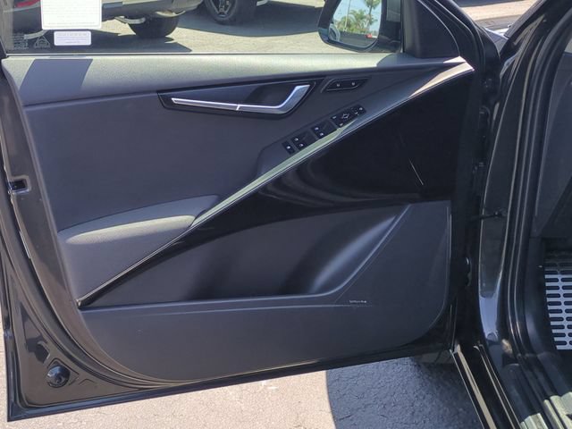 Certified 2024 Kia Niro Wave FWD image 12
