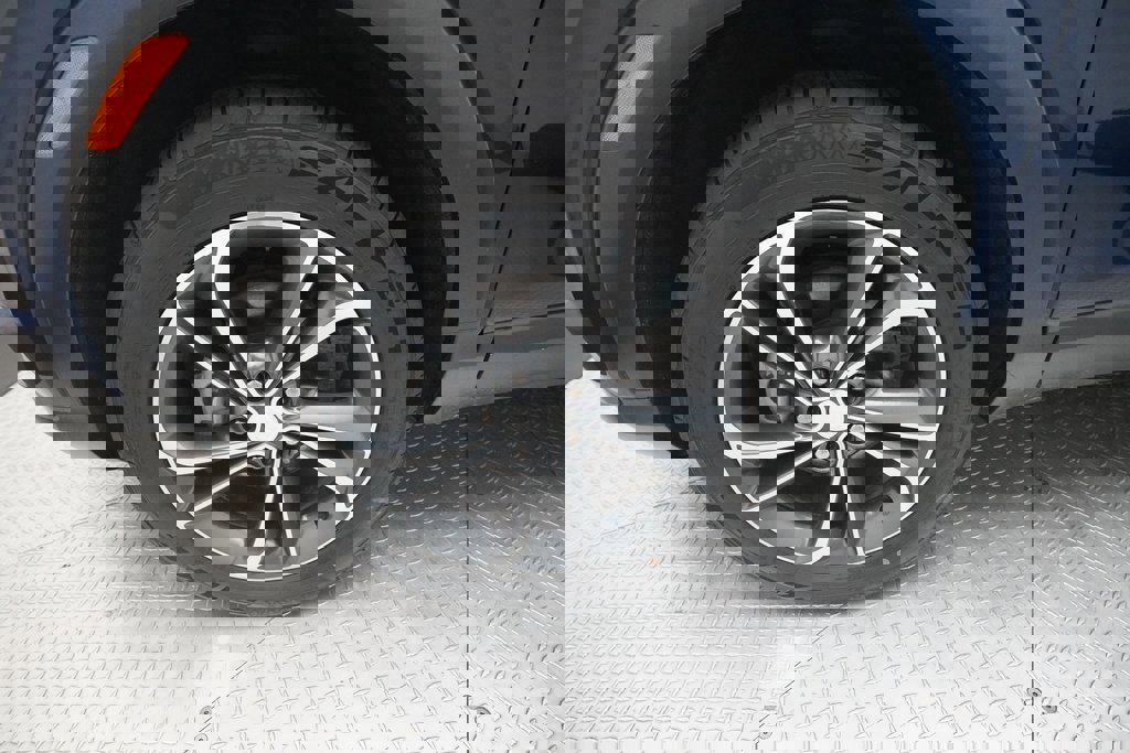 Used 2022 Buick Encore GX Essence image 30