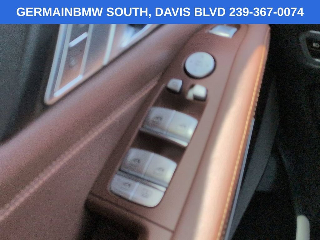 Used 2020 BMW X7 xDrive40i w/ Premium Package AWD/4WD image 27