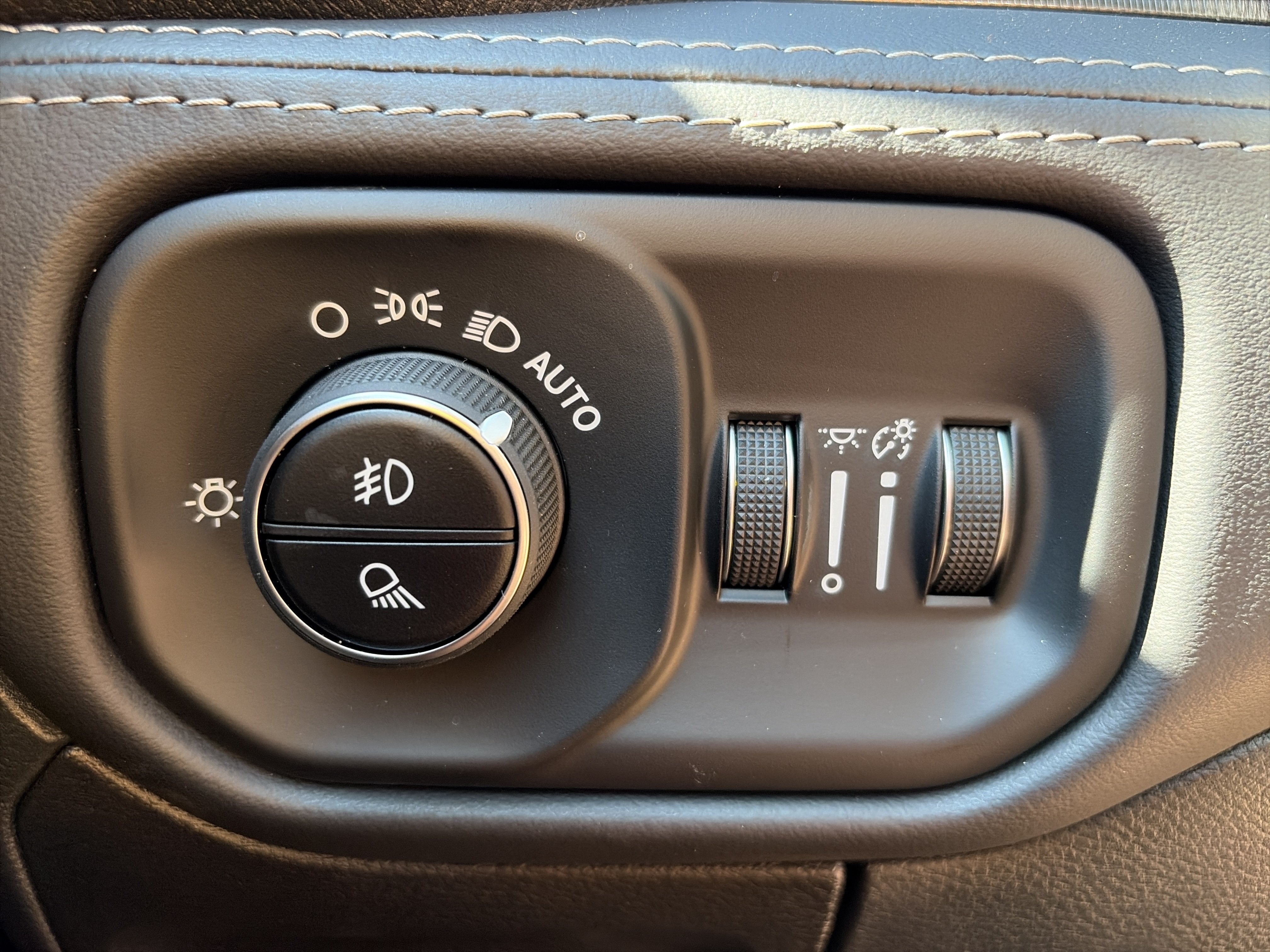 New 2026 RAM 1500 RHO w/ RHO Level 1 Equipment Group AWD/4WD image 10