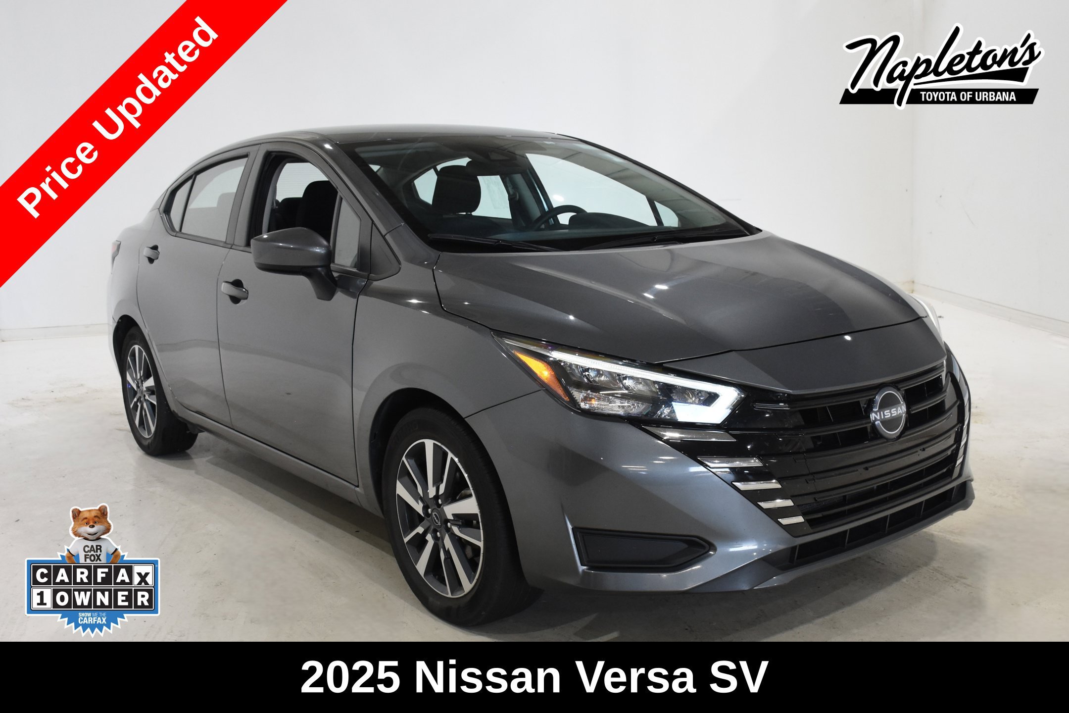 Used 2025 Nissan Versa SV FWD image 1