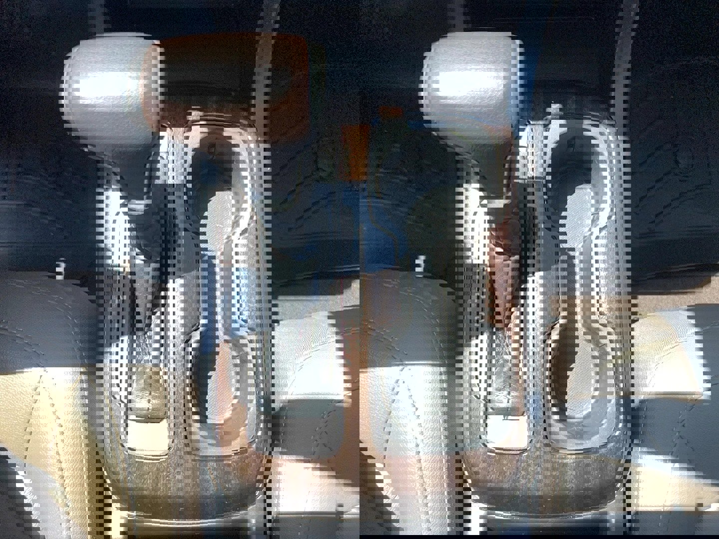 Used 2016 GMC Canyon SLT w/ Driver Alert Package image 19