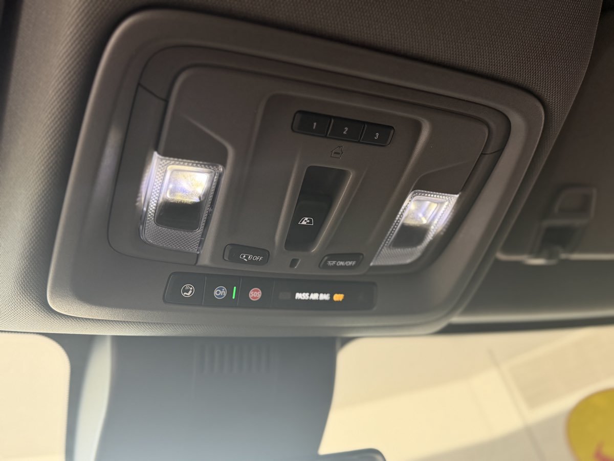 Used 2022 Chevrolet Silverado 1500 LT Trail Boss w/ LT Trail Boss Premium Package AWD/4WD image 55