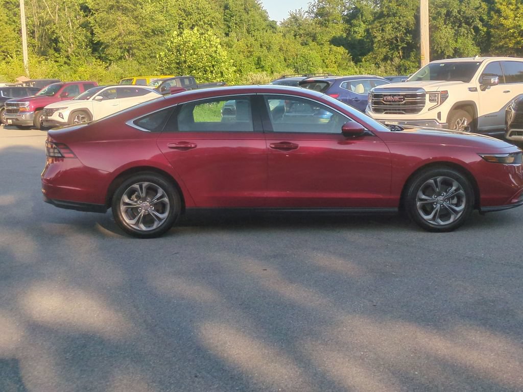 Used 2024 Honda Accord EX image 4