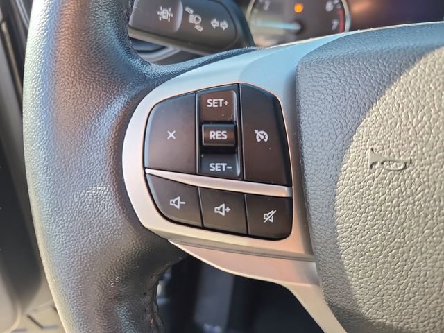 Used 2022 Ford Explorer XLT image 30