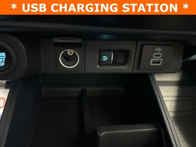 New 2026 Ford Maverick Lariat w/ Black Appearance Package image 20