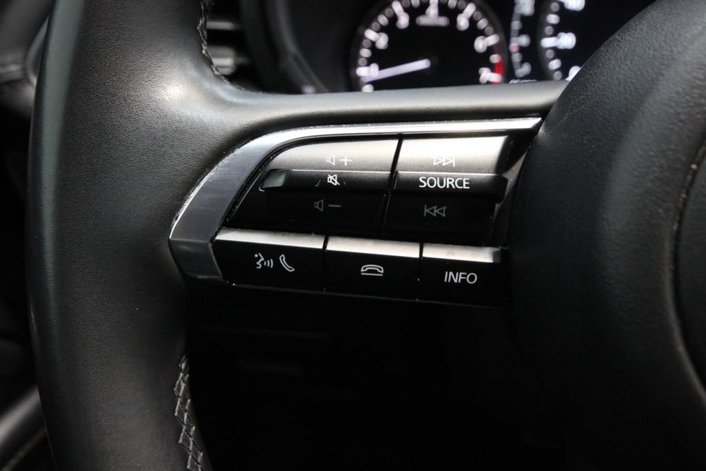 Used 2024 MAZDA MAZDA3 s FWD image 16