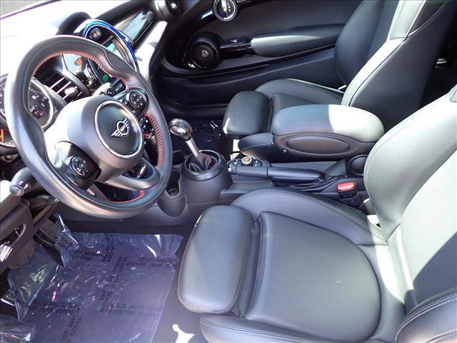 Used 2019 MINI Cooper S w/ Premium Package FWD image 9