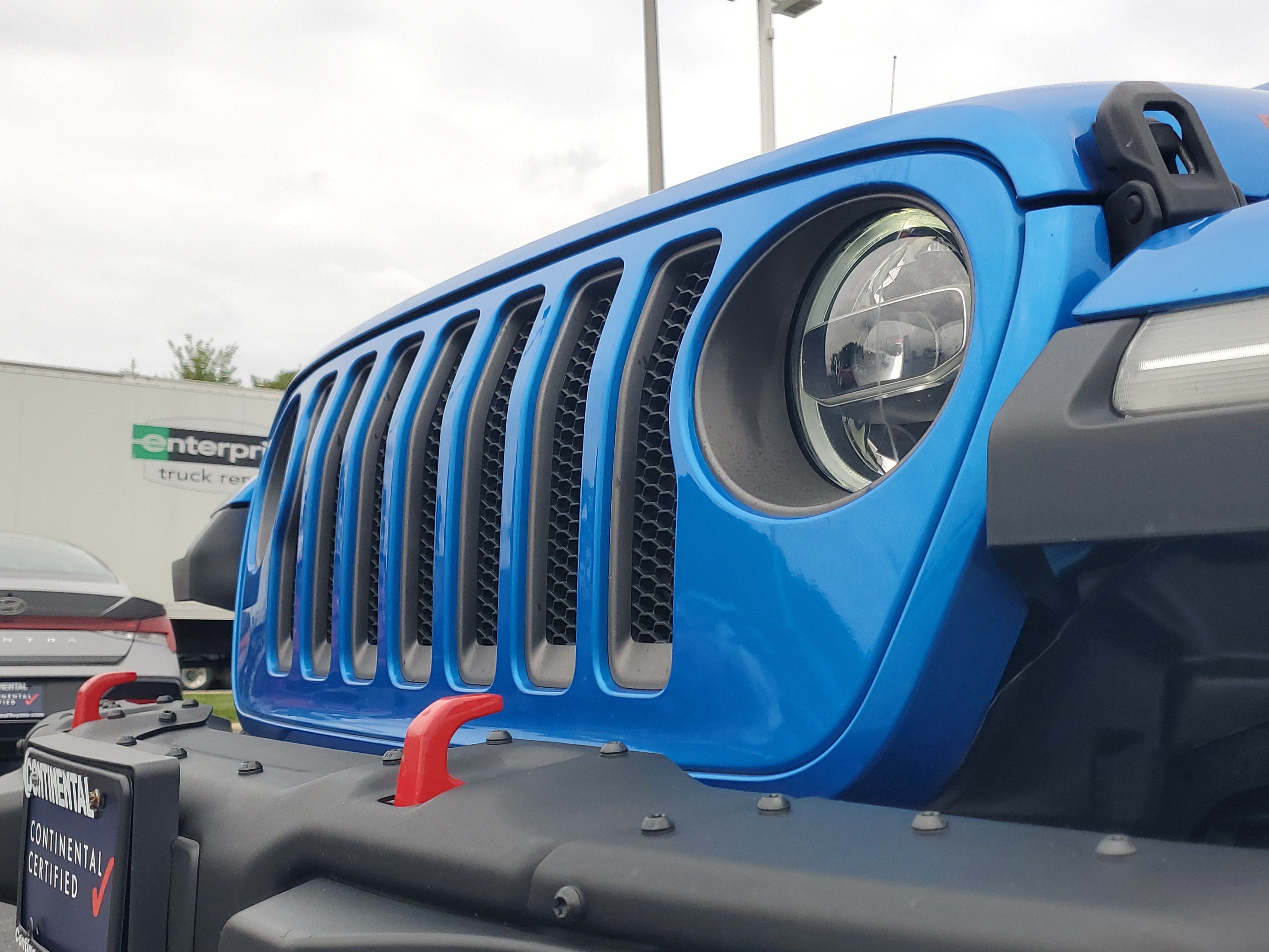 Used 2021 Jeep Wrangler Unlimited Rubicon w/ Dual Top Group AWD/4WD image 8
