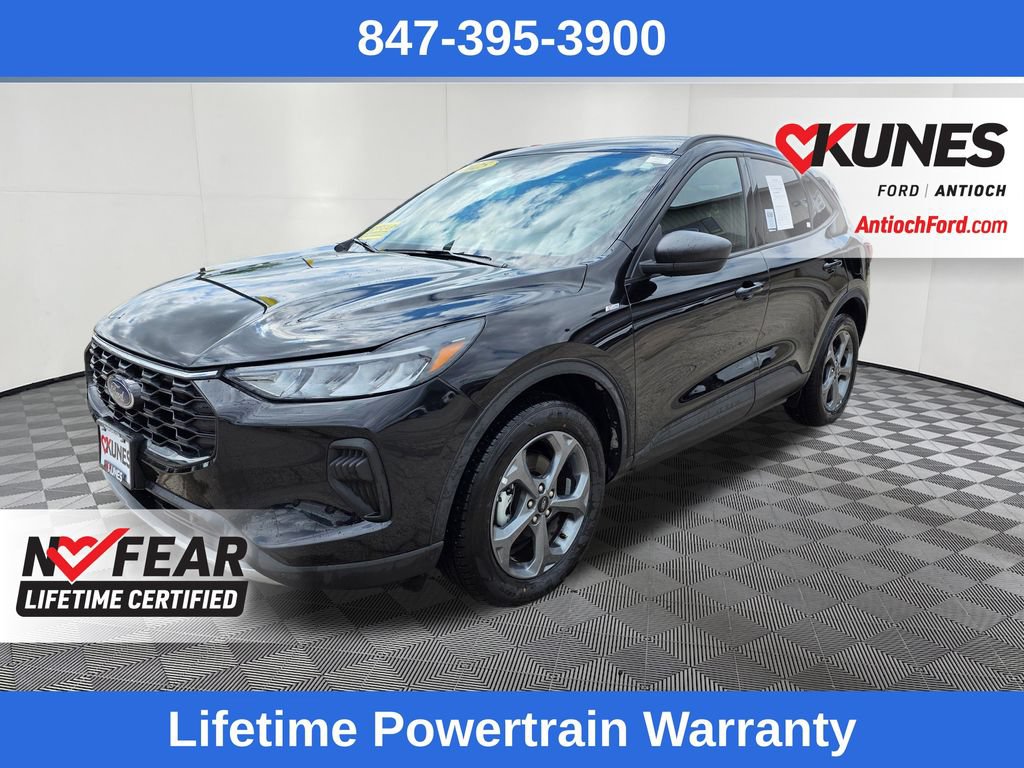 Certified 2025 Ford Escape ST-Line AWD/4WD image 3