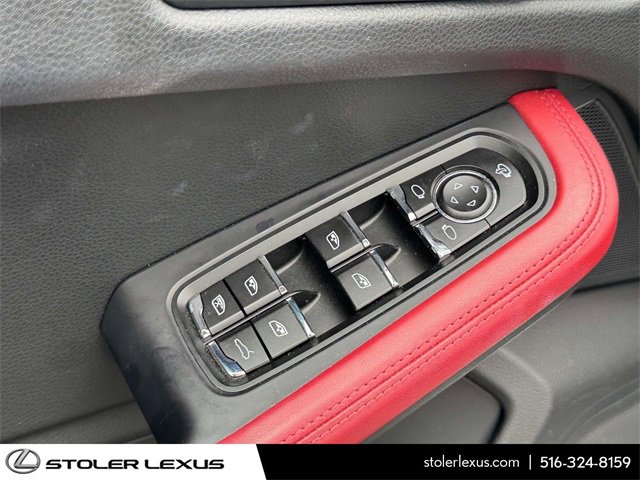 Used 2023 Porsche Macan S image 22