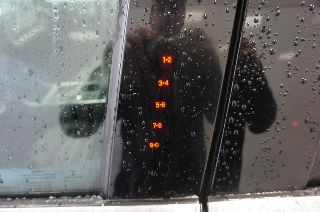 Used 2021 Ford Edge SEL w/ Convenience Package image 7