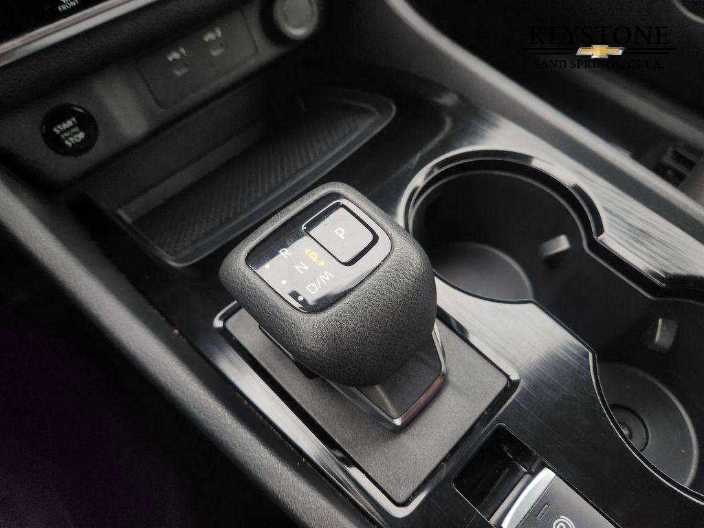 Used 2024 Nissan Rogue SV image 20