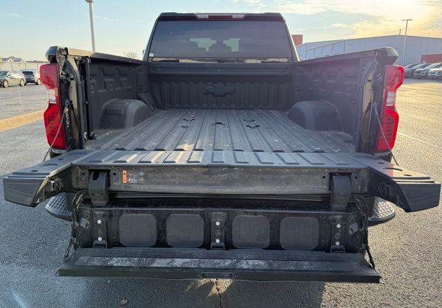 Used 2022 Chevrolet Silverado 2500 Custom w/ Gooseneck/5TH Wheel Package AWD/4WD image 10