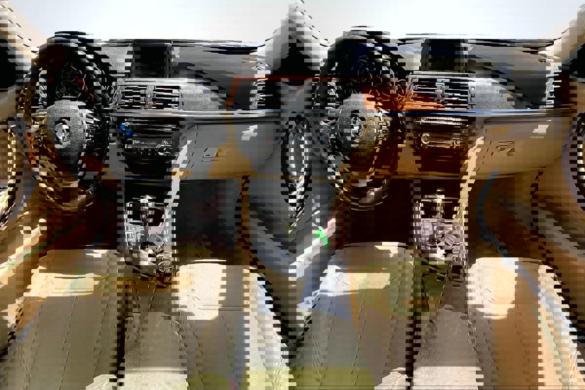 Used 2015 BMW 328i Sedan image 16