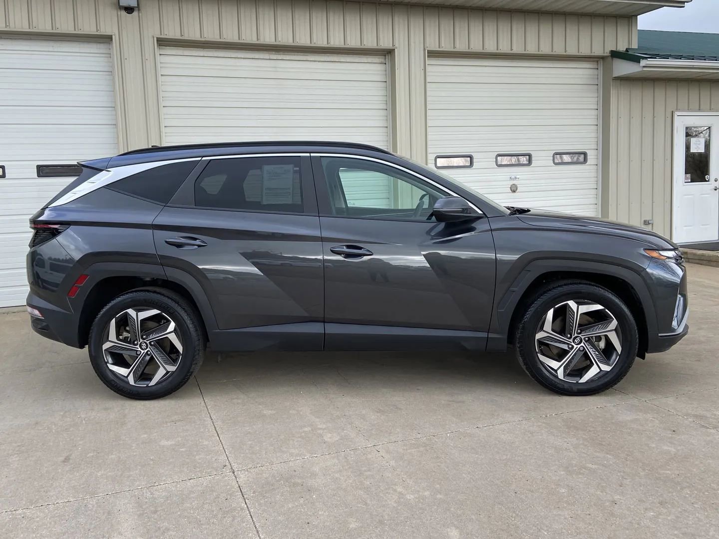 Used 2023 Hyundai Tucson SEL w/ Convenience Package AWD/4WD image 7
