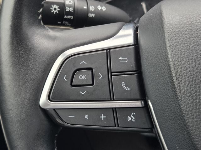 Used 2020 Toyota Highlander Limited FWD image 26