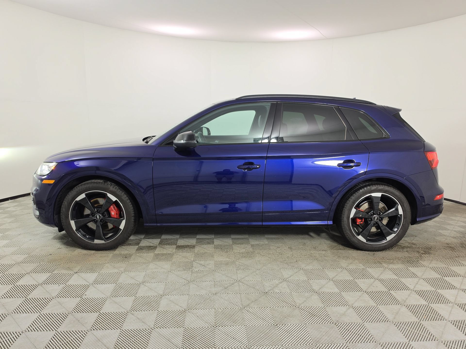 Used 2020 Audi SQ5 Prestige AWD/4WD image 4