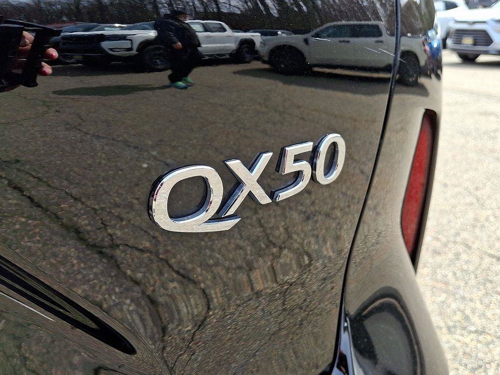 Used 2023 INFINITI QX50 Luxe AWD/4WD image 33