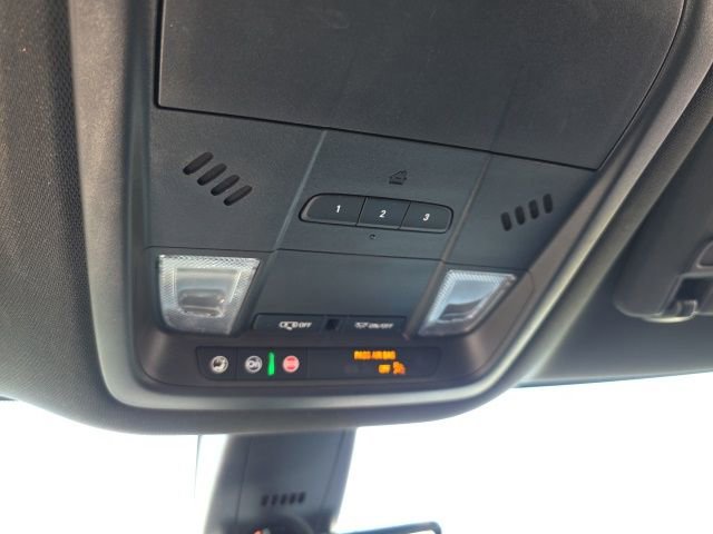 Used 2024 Buick Enclave Premium AWD/4WD image 35