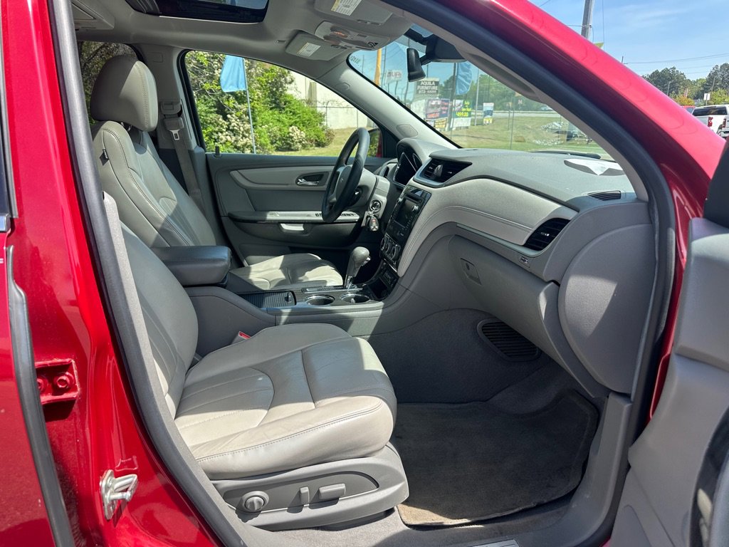 Used 2014 Chevrolet Traverse LTZ image 26