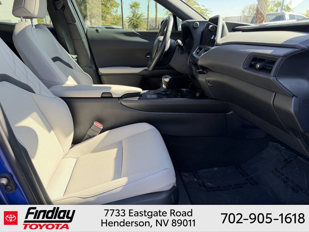 Used 2024 Lexus UX 250h F Sport FWD image 15