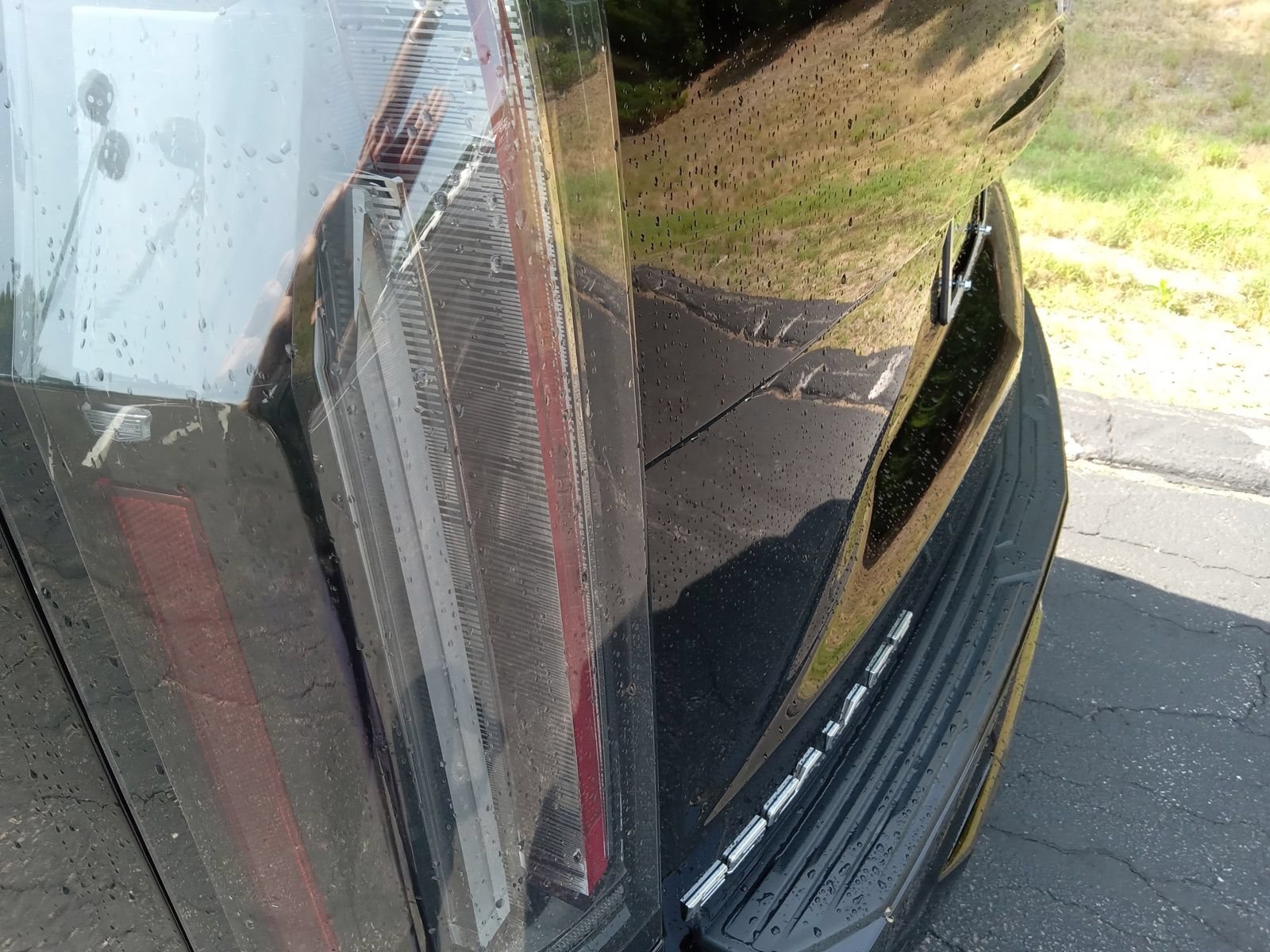 Certified 2025 Cadillac Escalade V AWD/4WD image 8