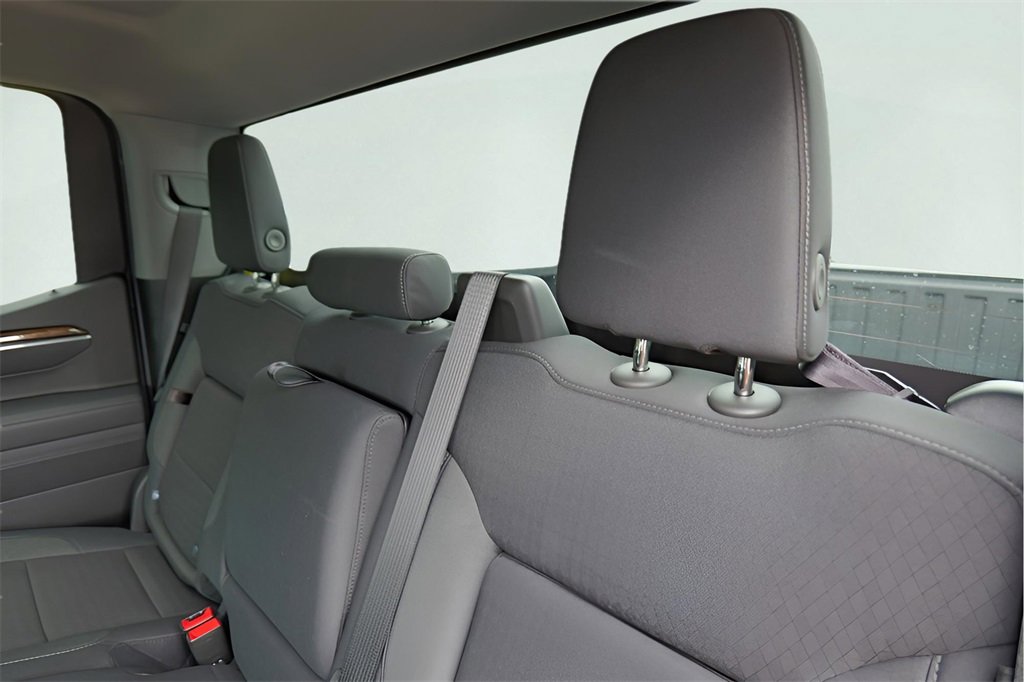 New 2025 GMC Sierra 1500 Elevation image 24