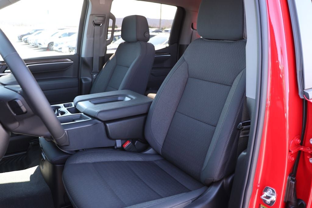 Used 2026 Chevrolet Silverado 1500 LT AWD/4WD image 13