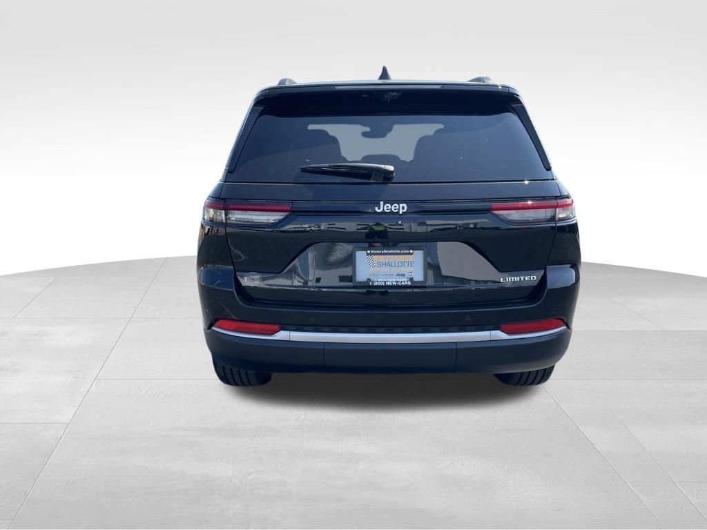New 2026 Jeep Grand Cherokee Limited w/ Luxury Tech Group II RWD image 7