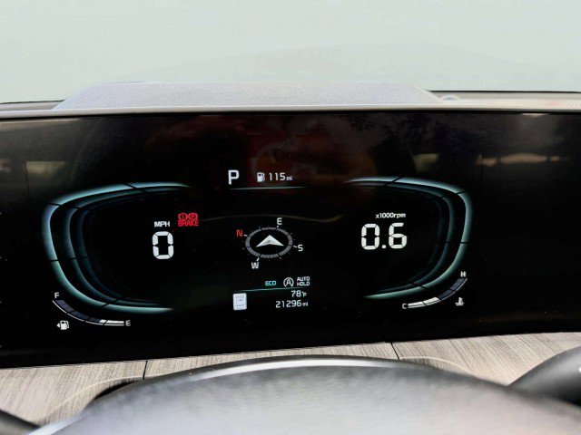 Used 2023 Kia Telluride EX image 22