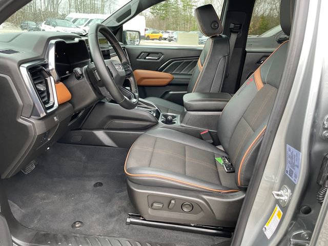 Used 2024 GMC Canyon AT4 AWD/4WD image 39