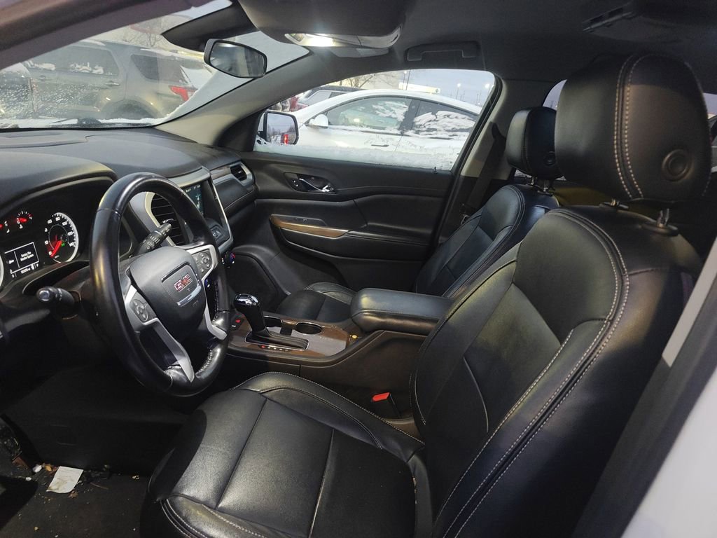 Used 2019 GMC Acadia SLE image 6