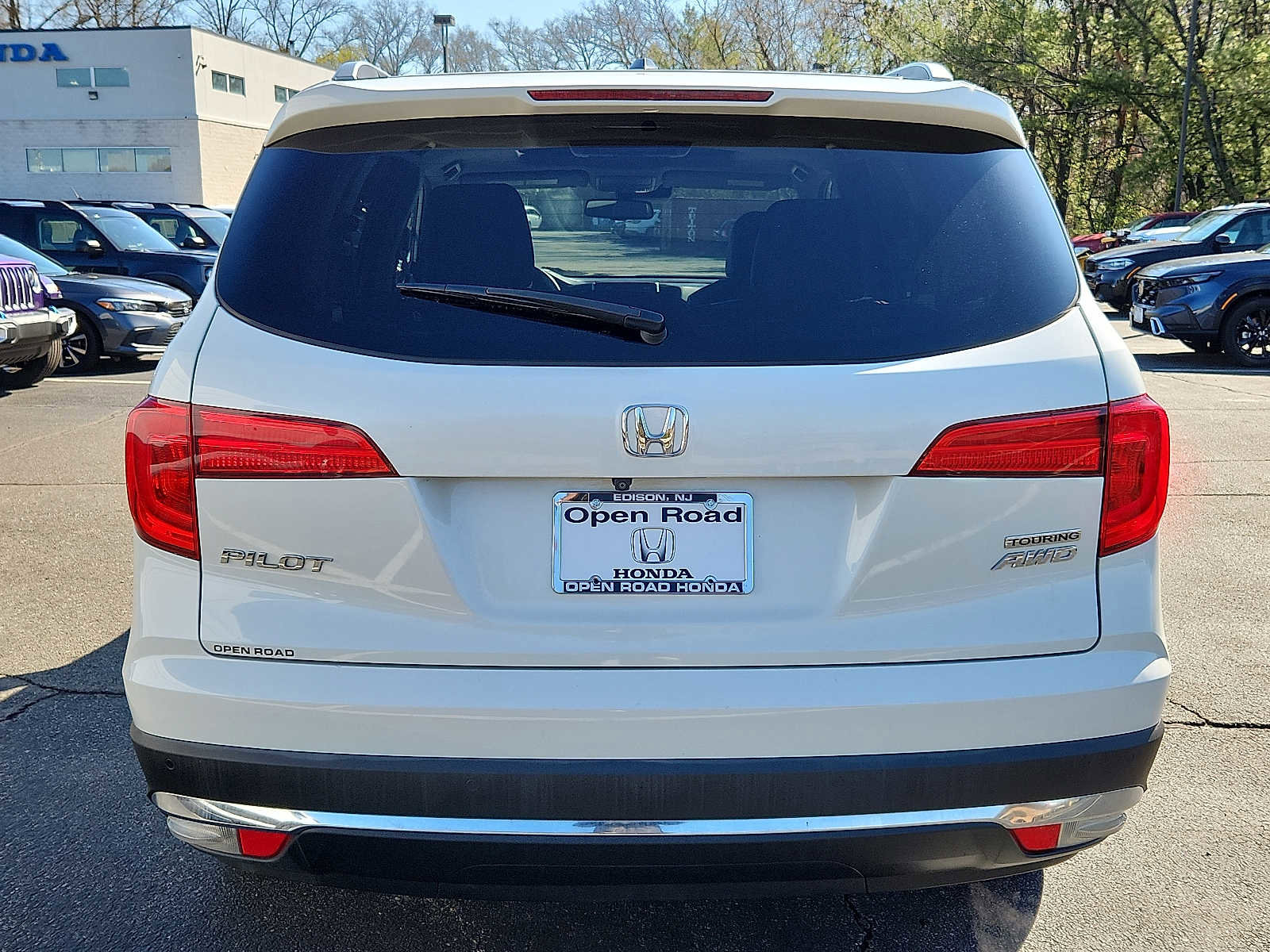 Used 2018 Honda Pilot Touring image 5